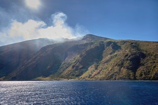 Stromboli   <em>(Iles Eoliennes)</em>  |   2  /  15    |