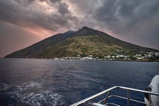 Stromboli   <em>(Iles Eoliennes)</em>  |   12  /  15    |