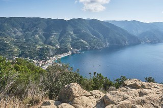 Monterosso   <em>(Cinque Terre)</em>  |   2  /  5    |