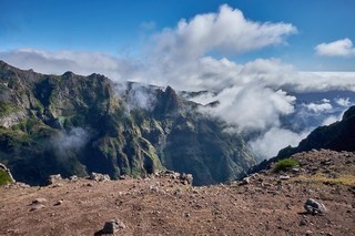 Pico do Areeiro   <em>(Madère)</em>  |   12  /  16    |