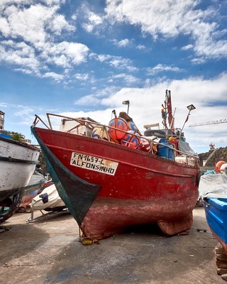 Camara do Lobos   <em>(Madère)</em>  |   4  /  10    | 