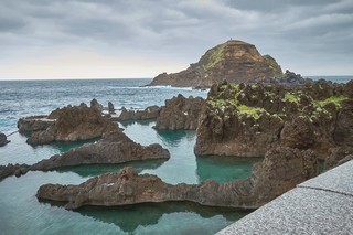 Porto Moniz   <em>(Madère)</em>  |   15  /  25    |