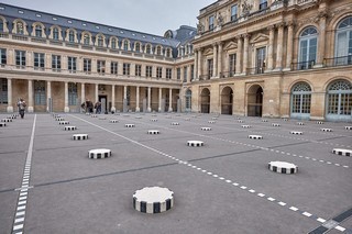 Paris    (Palais royal)   |   15  /  18    |