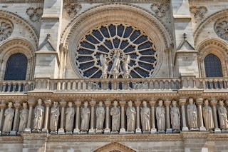 Notre Dame de Paris    |   6  /  7    | 