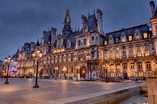 Paris   (Hotel de ville)     |   17  /  22    |