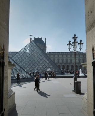 Musée du Louvre   |   4  /  9    |