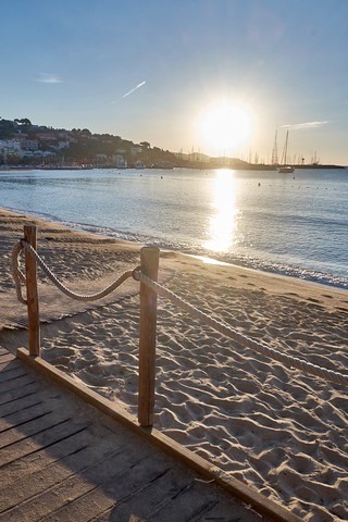 Le Lavandou   |   6  /  14    |