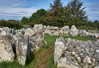 Sligo   <em>(Creevykeel Court Tomb)</em>  |   1  /  63    | 