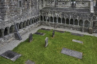 Sligo   <em>(Sligo Abbey)</em>   8  /  63    |