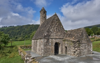 Laragh   <em>(Glendalough)</em>  |   3  /  40    |