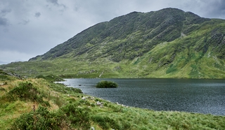 Killarney   <em>(upper lake, Killarney National Park)</em>  |   11  /  37    |