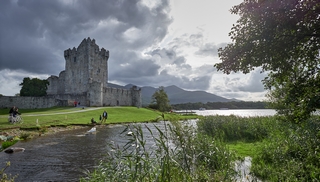 Killarney    <em>(Ross castle)</em>  |   19  /  37    | 