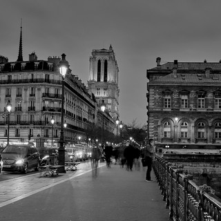 Paris    |   23  /  25    | 