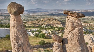 Göreme   <em> (Cheminées de fées)</em>   |   10  /  35 </p></div></a>