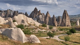 Göreme   <em>(Rose valley)</em>   |   19  /  35 </p></div></a>