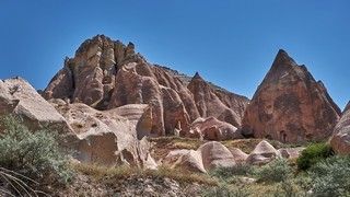 Göreme    <em>(Rose valley)</em>   |   24  /  35 </p></div></a>