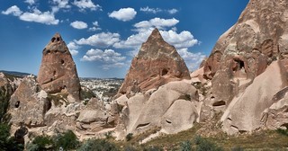 Göreme   <em> (Rose valley)</em>   |   25  /  35 </p></div></a>