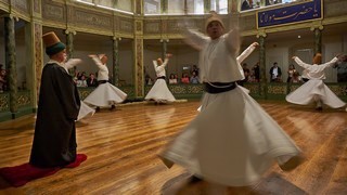 Istanbul   <em>(Mevlana, Danse derviches tourneurs)</em>    |   16  /  32    |