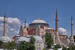 Istanbul   <em>(Sainte Sophie)</em>   |   15  /  27    |