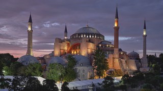 Istanbul   <em>(Sainte Sophie)</em>   |   26  /  27    |