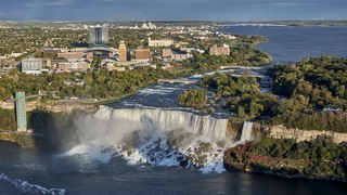 Niagara Falls    <em>(chute américaine)</em>    |   11  /  11    | 