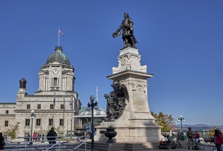 Québec   |   16  /  25    |