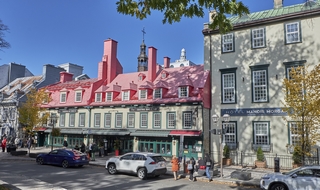 Québec   |   18  /  25    |
