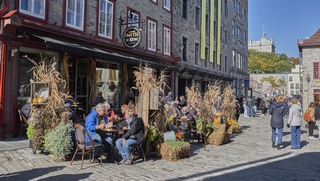 Québec   <em>(Petit Champlain) </em>   |   13  /  23    |