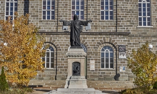 Québec   <em>(Levis) </em>   |   18  /  23    |